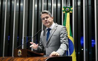 Senador pede CPI para investigar judiciário