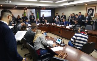Sindjus-RS: mobilização segura avanço do projeto de extinção de cargos