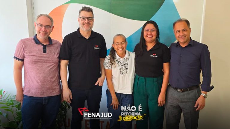 Fenajud debate Reforma Administrativa e projetos que impactam o Judiciário durante plantão sindical