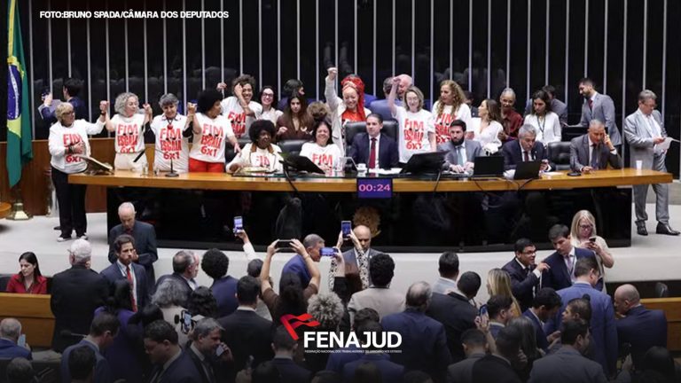 Pressão popular e atuação de parlamentares progressistas garantem avanço do fim da escala 6×1