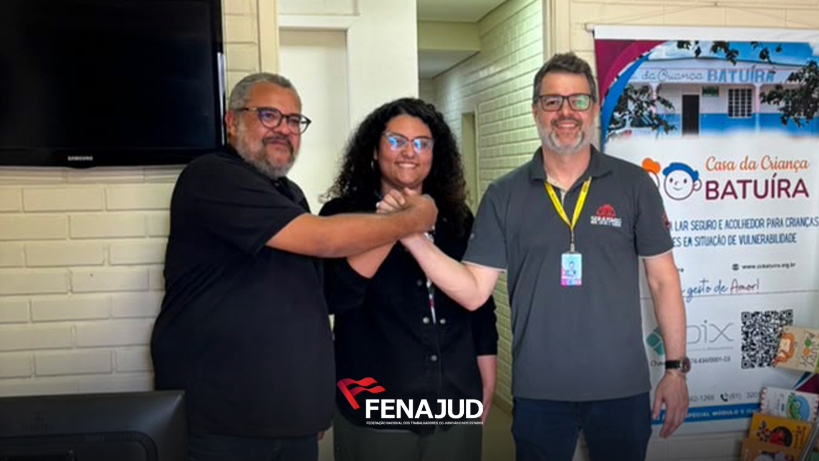 Fenajud doa 120 litros de leite à Casa Batuíra e reafirma compromisso com a solidariedade, a responsabilidade e justiça social